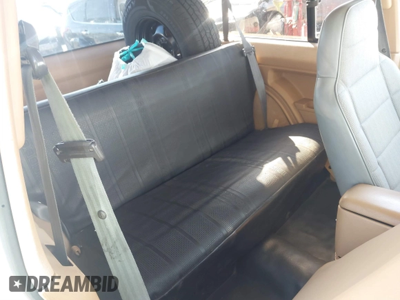 1998 Jeep Cherokee with VIN 1J4FJ27S7WL200871, listed as a IAAI auction lot 41791329 with 122,620 mi miles and . Bid and sale history available at DreamBid. Image 8.