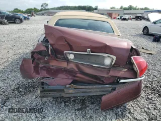 2004 Lincoln Town Car Signature z VIN 1LNHM81W54Y686970, wystawiony jako Copart lot #55615565 z przebiegiem 1 644 925 mil mil oraz Szkoda całkowita • Salvage title. Historia ofert i sprzedaży dostępna na DreamBid. Obrazek 6.