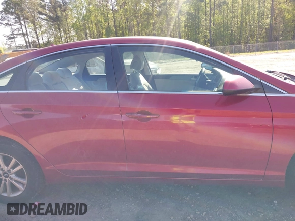 2016 Hyundai Sonata 2.4L SE with VIN 5NPE24AF7GH334761, listed as a IAAI auction lot 41979132 with 139,854 mi miles. Bid and sale history available at carsss.com. Image 13.