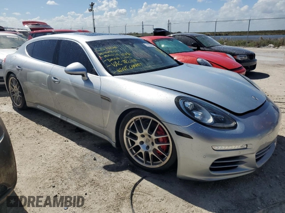 2014 Porsche Panamera 4S Executive with VIN WP0BB2A71EL062068, listed as a Copart auction lot 74925294 with Not Provided miles and Salvage Title. Bid and sale history available at DreamBid. Image 4.