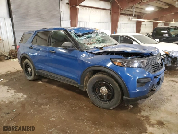 2020 Ford Police Interceptor Utility with VIN 1FM5K8AW1LGD02292, listed as a Copart auction lot 49174425 with 0 mi miles and Non Repairable. Bid and sale history available at carsss.com. Image 4.