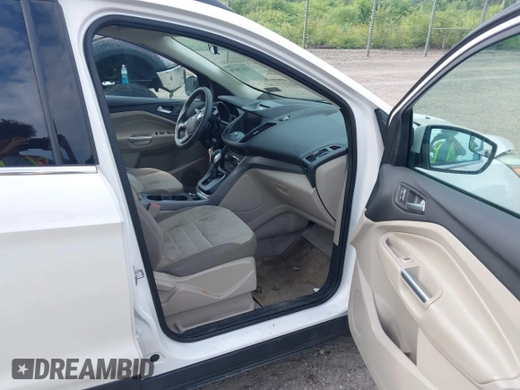 2014 Ford Escape SE with VIN 1FMCU9G99EUA09575, listed as a IAAI auction lot 42615476 with 107,948 mi miles and . Bid and sale history available at DreamBid. Image 5.