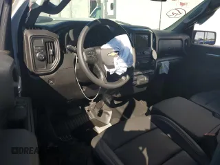 2024 Chevrolet Silverado 1500 with VIN 1GB0WLE73RF410425, listed as a Copart auction lot 46375525 with 5,847 mi miles and Clean Title. Bid and sale history available at DreamBid. Image 8.