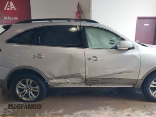 2012 Hyundai Veracruz Limited z VIN KM8NU4CC5CU185629, wystawiony jako IAAI lot #41727061 z przebiegiem 129 474 mil mil oraz . Historia ofert i sprzedaży dostępna na DreamBid. Obrazek 13.