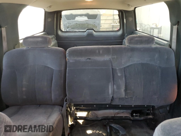 2002 Chevrolet Suburban LS with VIN 3GNFK16Z32G219170, listed as a Copart auction lot 73681914 with 200,759 mi miles and Salvage Title. Bid and sale history available at carsss.com. Image 10.