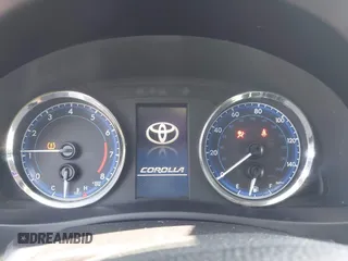 2019 Toyota Corolla L z VIN 5YFBURHE3KP906802, wystawiony jako IAAI lot #42424303 z przebiegiem 136 385 mil mil oraz . Historia ofert i sprzedaży dostępna na DreamBid. Obrazek 7.