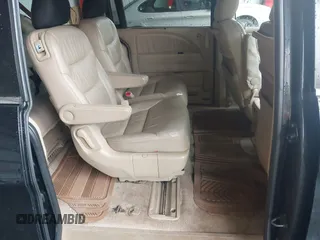 2007 Honda Odyssey EX-L z VIN 5FNRL38787B050884, wystawiony jako IAAI lot #41930632 z przebiegiem 204 452 mil mil oraz . Historia ofert i sprzedaży dostępna na DreamBid. Obrazek 8.