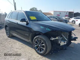 2018 BMW X5 sDrive35i z VIN 5UXKR2C56J0Z19146, wystawiony jako IAAI lot #41486768 z przebiegiem 59 927 mil mil oraz . Historia ofert i sprzedaży dostępna na DreamBid. Obrazek 1.