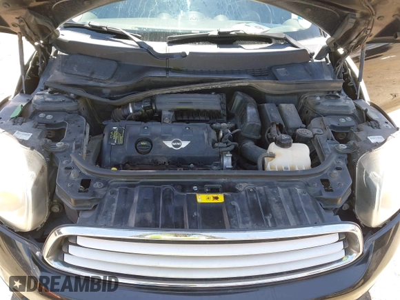 2012 MINI Countryman with VIN WMWZB3C51CWM05034, listed as a IAAI auction lot 42235437 with 131,280 mi miles and . Bid and sale history available at DreamBid. Image 10.