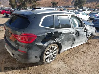 2019 BMW X3 sDrive30i with VIN 5UXTR7C57KLE98817, listed as a IAAI auction lot 40920780 with 1 mi miles. Bid and sale history available at carsss.com. Image 4.