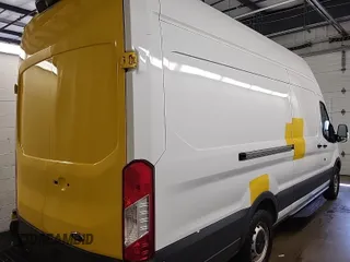 2018 Ford Transit with VIN 1FTKR3XM8JKB55927, listed as a IAAI auction lot 42269522 with 119,013 mi miles and . Bid and sale history available at DreamBid. Image 29.