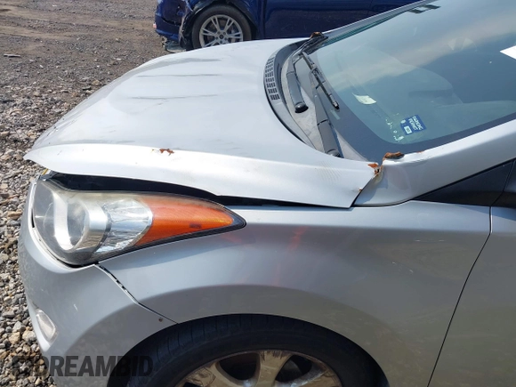 2013 Hyundai Elantra Limited with VIN 5NPDH4AE9DH152427, listed as a IAAI auction lot 40043156 with 130,024 mi miles and . Bid and sale history available at DreamBid. Image 18.