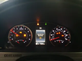 2017 Toyota Camry XLE with VIN 4T1BF1FKXHU428583, listed as a Copart auction lot 48420225 with 58,209 mi miles and Salvage Title. Bid and sale history available at carsss.com. Image 9.