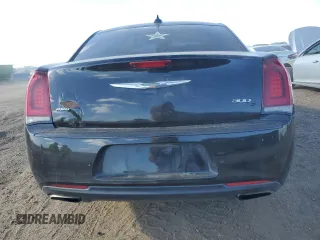 2018 Chrysler 300 with VIN 2C3CCAGG9JH141454, listed as a Copart auction lot 86857554 with 91,642 mi miles and Salvage Title. Bid and sale history available at carsss.com. Image 6.