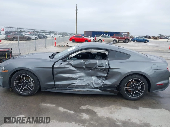 2022 Ford Mustang EcoBoost z VIN 1FA6P8TH4N5105288, wystawiony jako IAAI lot #41528117 z przebiegiem 44 424 mil mil oraz . Historia ofert i sprzedaży dostępna na DreamBid. Obrazek 14.