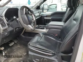 2017 Ford F-250 Lariat z VIN 1FT7W2BTXHEF43726, wystawiony jako Copart lot #52583145 z przebiegiem 226 834 mil mil oraz Tytuł czysty. Historia ofert i sprzedaży dostępna na DreamBid. Obrazek 7.