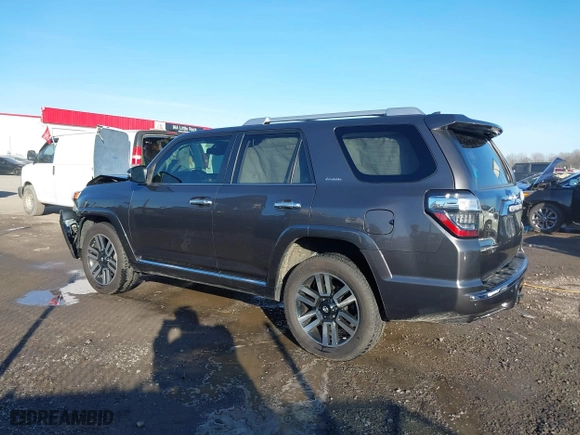 2017 Toyota 4Runner SR5 with VIN JTEBU5JRXH5431401, listed as a IAAI auction lot 41231941 with 133,324 mi miles. Bid and sale history available at carsss.com. Image 14.
