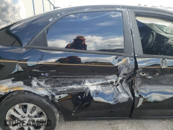 2013 Kia Forte EX with VIN KNAFU4A24D5688306, listed as a Copart auction lot 72330174 with 187,666 mi miles and Salvage Title. Bid and sale history available at carsss.com. Image 10.