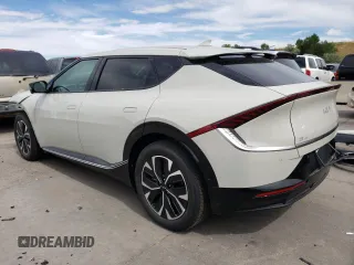 2024 Kia EV6 Light Long Range with VIN KNDC3DLC8R5620922, listed as a Copart auction lot 68384794 with 418 mi miles and Salvage Title. Bid and sale history available at carsss.com. Image 2.