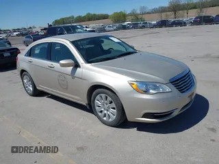 2014 Chrysler 200 LX with VIN 1C3CCBAGXEN171400, listed as a IAAI auction lot 42139655 with 92,188 mi miles and . Bid and sale history available at carsss.com. Image 1.