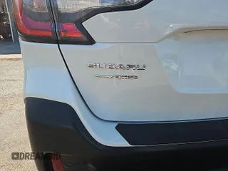 2022 Subaru Outback Premium z VIN 4S4BTADC9N3250090, wystawiony jako IAAI lot #42580767 z przebiegiem 93 354 mil mil oraz . Historia ofert i sprzedaży dostępna na DreamBid. Obrazek 8.