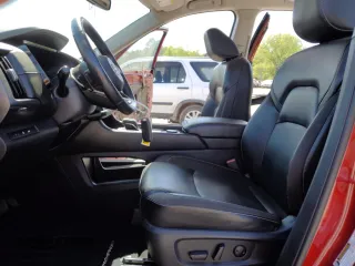 2023 Nissan Pathfinder SL z VIN 5N1DR3CC1PC244839, wystawiony jako Copart lot #52985065 z przebiegiem 43 929 mil mil oraz Tytuł czysty. Historia ofert i sprzedaży dostępna na DreamBid. Obrazek 7.