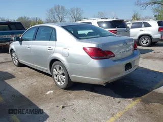 2008 Toyota Avalon XL with VIN 4T1BK36B18U265412, listed as a IAAI auction lot 41978057 with 212,062 mi miles. Bid and sale history available at carsss.com. Image 3.