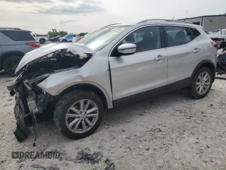 2017 Nissan Rogue SV with VIN JN1BJ1CR6HW112920, listed as a Copart auction lot 61544025 with 73,655 mi miles and Clean title. Bid and sale history available at DreamBid. Image 1.