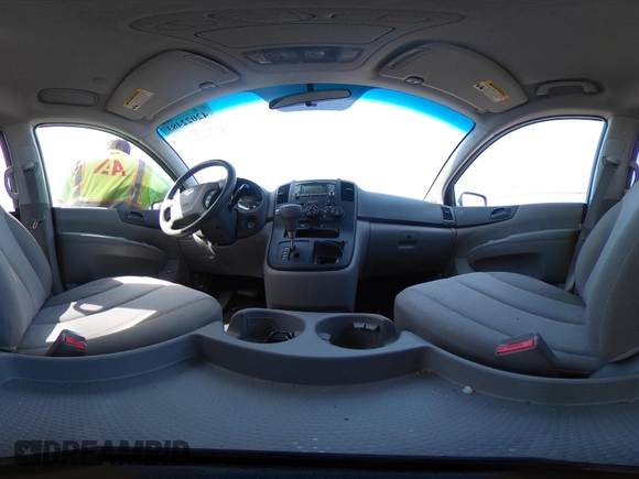 2011 Kia Sedona LX with VIN KNDMG4C74B6368551, listed as a IAAI auction lot 42022483 with 172,495 mi miles. Bid and sale history available at carsss.com. Image 19.