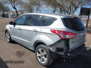 2014 Ford Escape SE z VIN 1FMCU0GX3EUB64164, wystawiony jako IAAI lot #41619535 z przebiegiem 100 767 mil mil oraz . Historia ofert i sprzedaży dostępna na DreamBid. Obrazek 3.