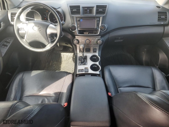 2013 Toyota Highlander with VIN 5TDZK3EH5DS134880, listed as a Copart auction lot 51152125 with 133,503 mi miles and Salvage Title. Bid and sale history available at carsss.com. Image 8.