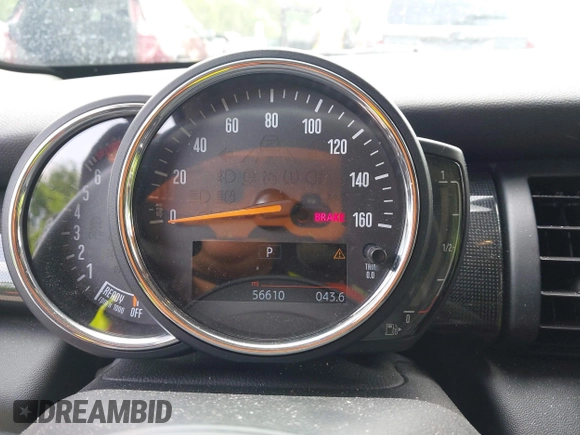 2019 MINI Hardtop 4 Door Cooper S z VIN WMWXU3C54K2H86856, wystawiony jako IAAI lot #42201474 z przebiegiem 56 610 mil mil oraz . Historia ofert i sprzedaży dostępna na DreamBid. Obrazek 7.