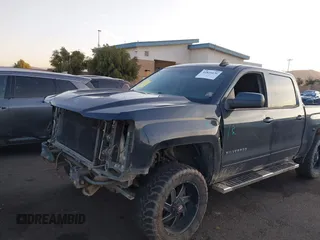2018 Chevrolet Silverado 1500 LT with VIN 3GCPCRECXJG431472, listed as a IAAI auction lot 41825820 with 118,452 mi miles and . Bid and sale history available at DreamBid. Image 6.