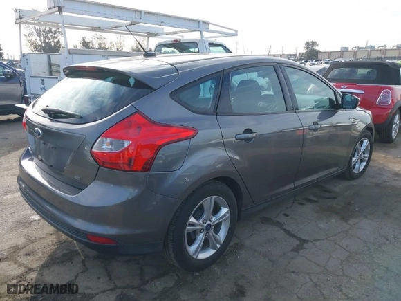 2014 Ford Focus SE with VIN 1FADP3K23EL264404, listed as a IAAI auction lot 41802792 with 95,253 mi miles. Bid and sale history available at carsss.com. Image 4.