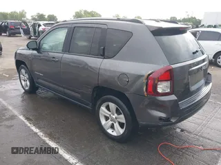 2016 Jeep Compass Latitude with VIN 1C4NJCEB1GD664633, listed as a IAAI auction lot 42073401 with 188,632 mi miles and . Bid and sale history available at carsss.com. Image 3.
