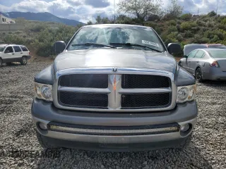 2005 Dodge 1500 SLT z VIN 1D7HU18D95S240346, wystawiony jako Copart lot #56873935 z przebiegiem 306 734 mil mil oraz Szkoda całkowita • Salvage title. Historia ofert i sprzedaży dostępna na DreamBid. Obrazek 5.