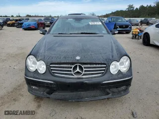 2004 Mercedes-Benz CLK-Class 5.0L with VIN WDBTJ75J54F091191, listed as a Copart auction lot 82981414 with 101,284 mi miles and Salvage Title. Bid and sale history available at carsss.com. Image 5.