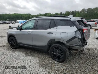 2024 GMC Terrain SLE z VIN 3GKALMEGXRL103729, wystawiony jako Copart lot #54666435 z przebiegiem 13 444 mil mil oraz Szkoda całkowita • Salvage title. Historia ofert i sprzedaży dostępna na DreamBid. Obrazek 2.