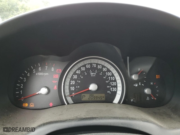 2008 Hyundai Entourage GLS with VIN KNDMC233386051656, listed as a Copart auction lot 72958314 with 209,945 mi miles and Salvage Title. Bid and sale history available at carsss.com. Image 9.