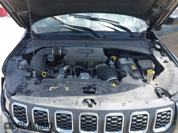 2024 Jeep Compass Sport z VIN 3C4NJDAN5RT105556, wystawiony jako IAAI lot #42335647 z przebiegiem 14 747 mil mil oraz . Historia ofert i sprzedaży dostępna na DreamBid. Obrazek 10.