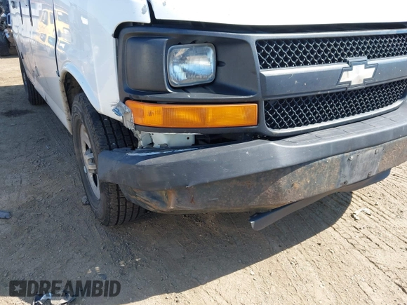 2005 Chevrolet Express Cargo with VIN 1GCFG15X851240707, listed as a IAAI auction lot 42789027 with 345,871 mi miles and . Bid and sale history available at DreamBid. Image 6.