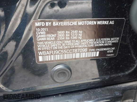 2012 BMW 5 Series 550i xDrive z VIN WBAFU9C55CC787098, wystawiony jako IAAI lot #42031582 z przebiegiem 87 095 mil mil oraz . Historia ofert i sprzedaży dostępna na DreamBid. Obrazek 9.