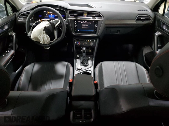 2024 Volkswagen Tiguan Wolfsburg Edition with VIN 3VVAB7AX8RM226463, listed as a Copart auction lot 55595495 with 3,417 mi miles and Salvage title. Bid and sale history available at DreamBid. Image 8.