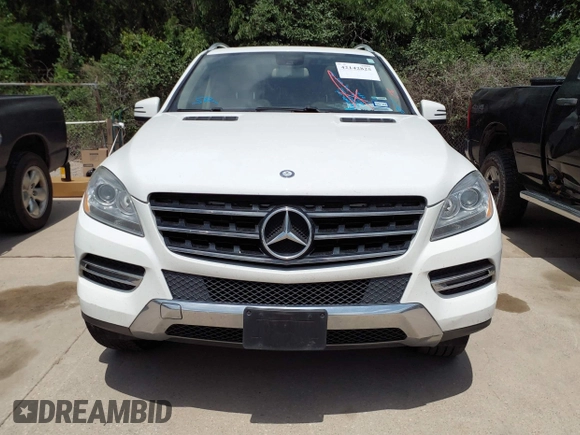 2014 Mercedes-Benz M 350 z VIN 4JGDA5HB1EA439030, wystawiony jako IAAI lot #42142825 z przebiegiem 114 429 mil mil oraz . Historia ofert i sprzedaży dostępna na DreamBid. Obrazek 12.