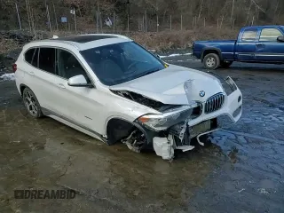 2016 BMW X1 xDrive28i with VIN WBXHT3C31G5E48073, listed as a Copart auction lot 43974855 with 56,088 mi miles and Salvage Title. Bid and sale history available at carsss.com. Image 15.