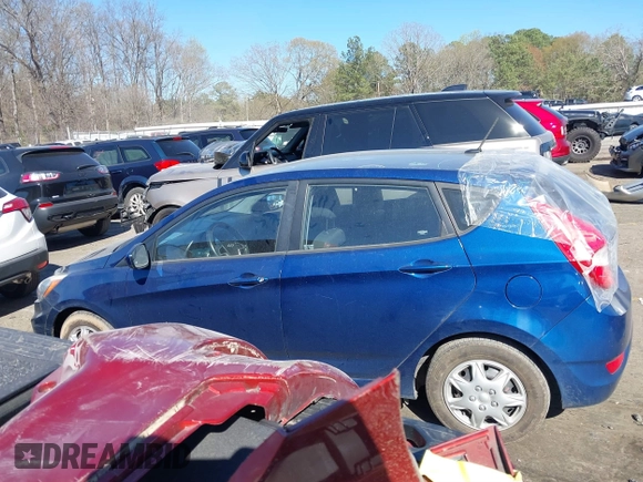 2015 Hyundai Accent GS with VIN KMHCT5AE3FU219124, listed as a IAAI auction lot 41843449 with 152,535 mi miles. Bid and sale history available at carsss.com. Image 14.