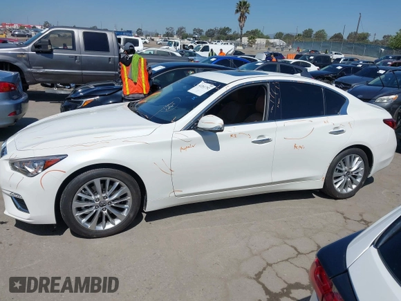 2024 Infiniti Q50 Luxe with VIN JN1EV7BP5RM601925, listed as a IAAI auction lot 42261752 with 1,511 mi miles and . Bid and sale history available at DreamBid. Image 14.