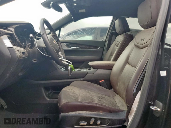 2024 Cadillac XT6 FWD Premium Luxury with VIN 1GYKPCRS7RZ709179, listed as a Copart auction lot 52251305 with 19,442 mi miles and Salvage title. Bid and sale history available at DreamBid. Image 7.