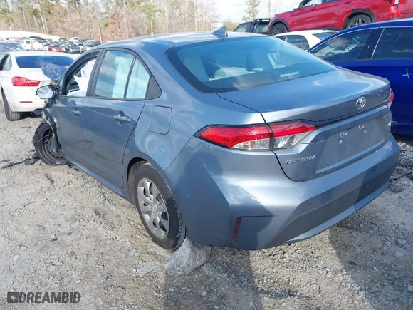 2021 Toyota Corolla LE with VIN 5YFEPMAE1MP216793, listed as a IAAI auction lot 41420038 with 117,115 mi miles. Bid and sale history available at carsss.com. Image 3.
