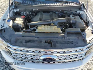 2020 Ford Expedition Platinum with VIN 1FMJU1MT5LEA97203, listed as a Copart auction lot 85721044 with 71,206 mi miles and Salvage Title. Bid and sale history available at carsss.com. Image 13.